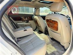 جاكوار XJ